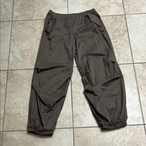 Zara Green Parachute Elastic Waist Pants